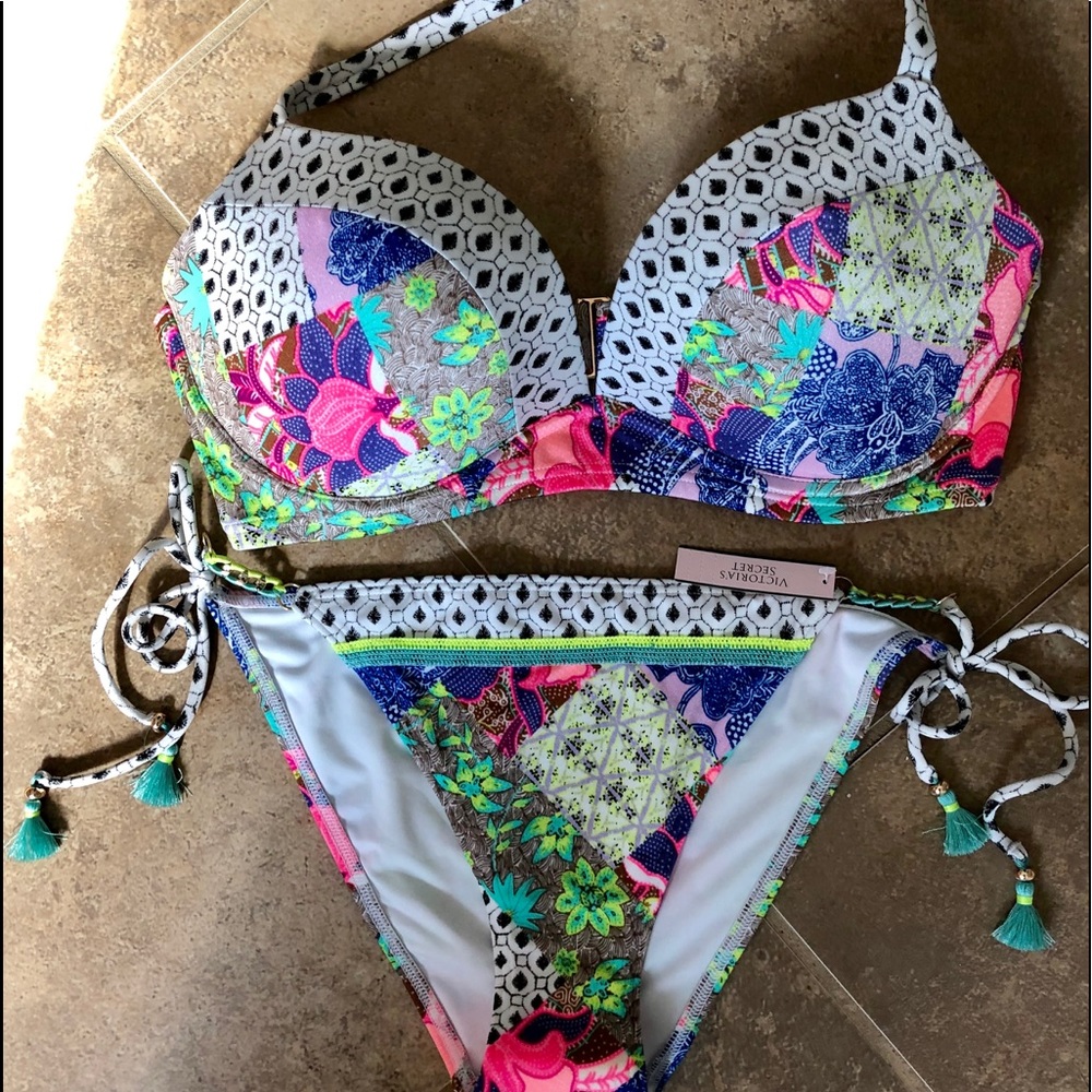 NWT Victoria’s secret bikini 36D/ L